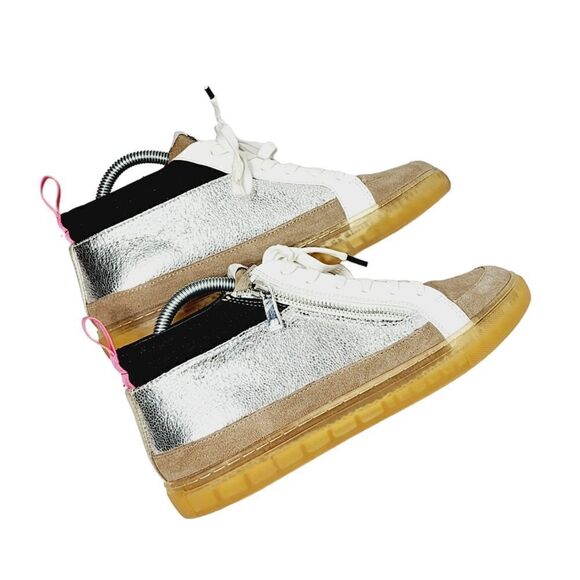 Kenneth Cole  - Picture 5 of 13